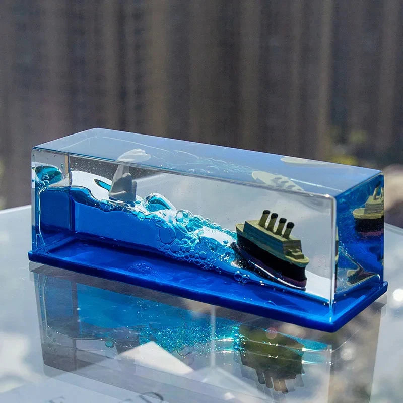 Unsinkable Titanic Cruise Ship Lamp Decoration Piece